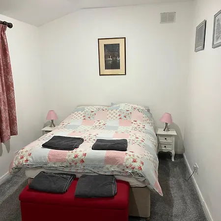 Lovely 1 Bedroom Flat In Quiet Wimbledon Londres Exterior foto